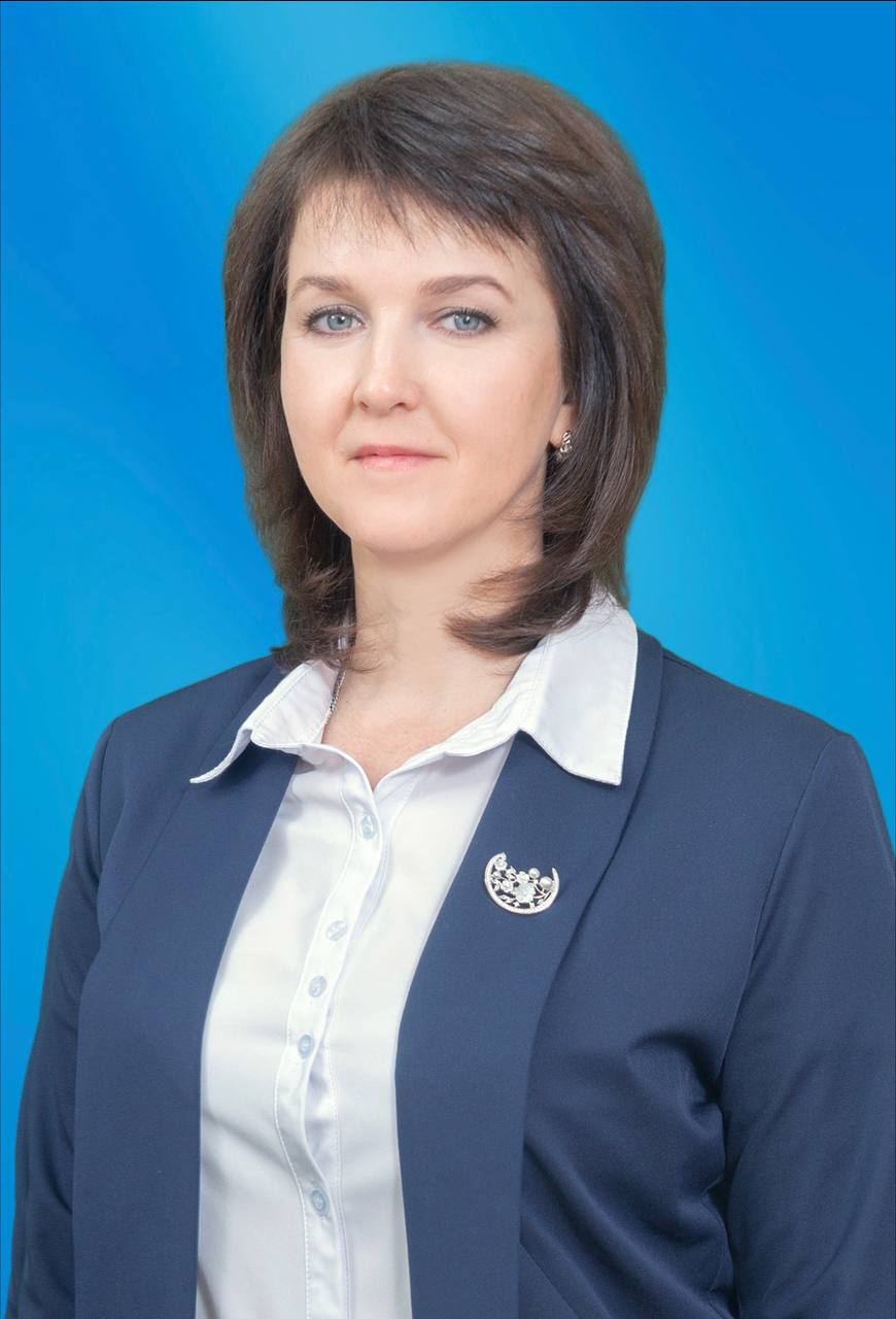 Попова Елена Сергеевна.